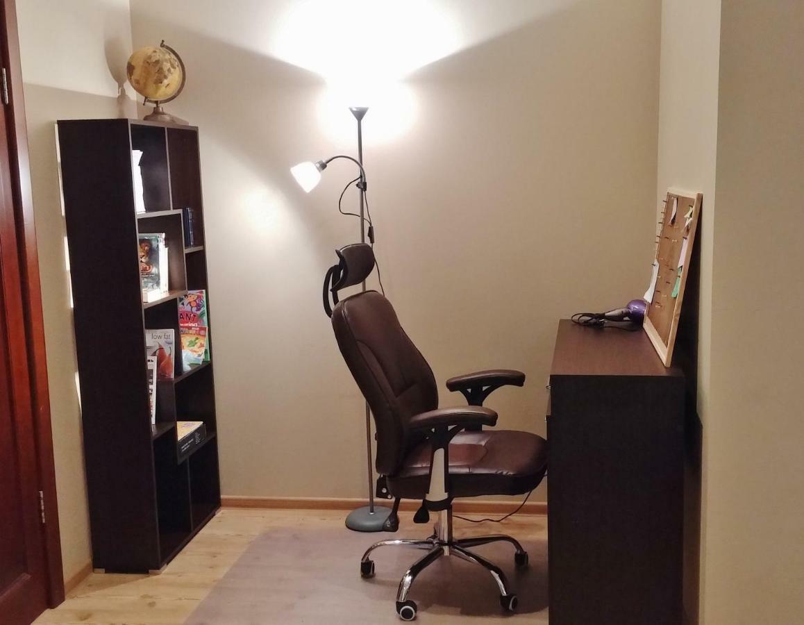Apartamento Baltic Amber In Diplomatic District & Free Parking Riga Exterior foto